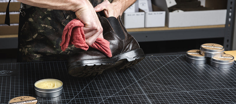 How To Waterproof Leather Blundstone Boots With Otter Wax Boot Wax