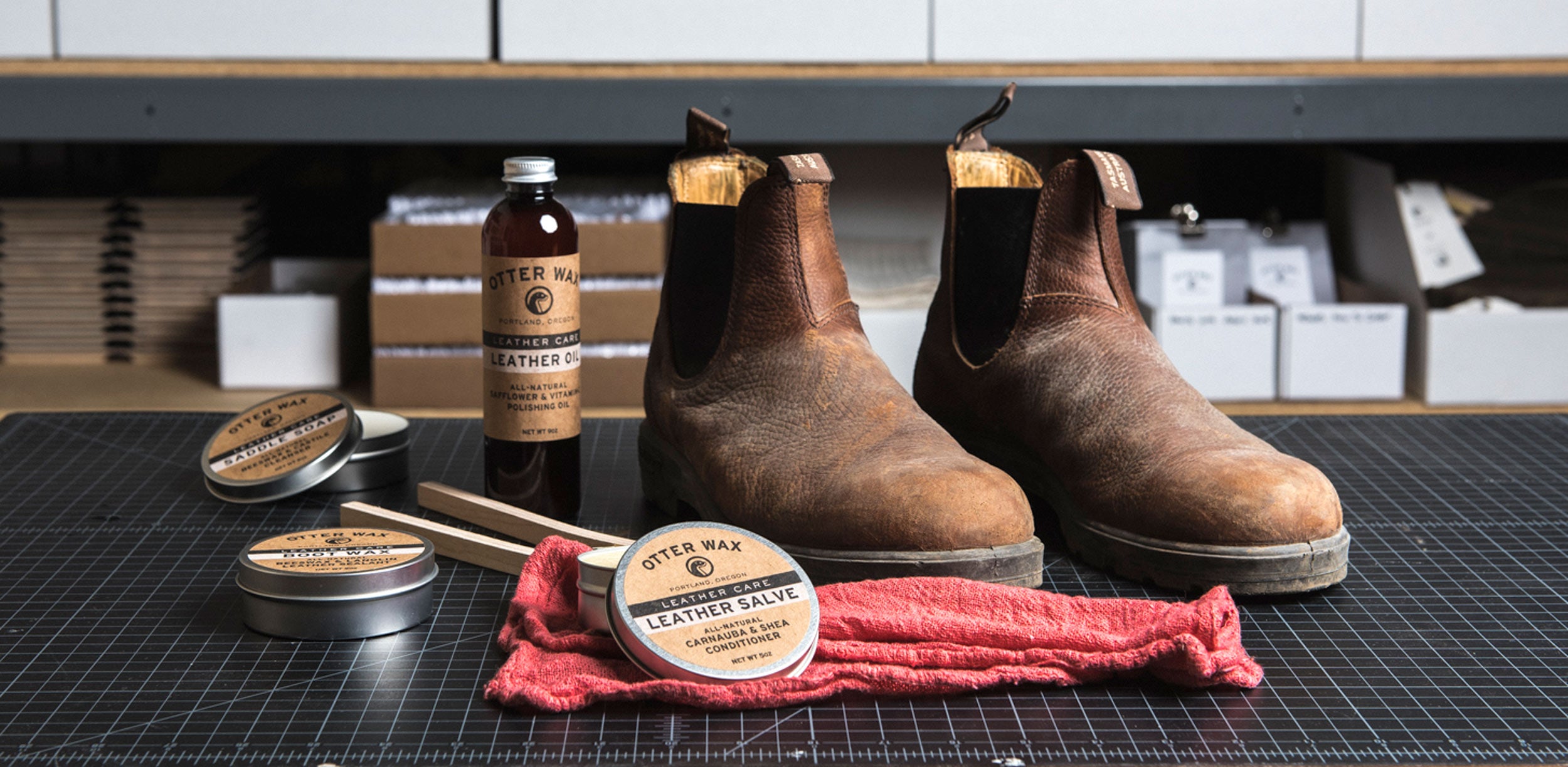 How To Clean Leather Blundstone Boots With Otter Wax Saddle Soap