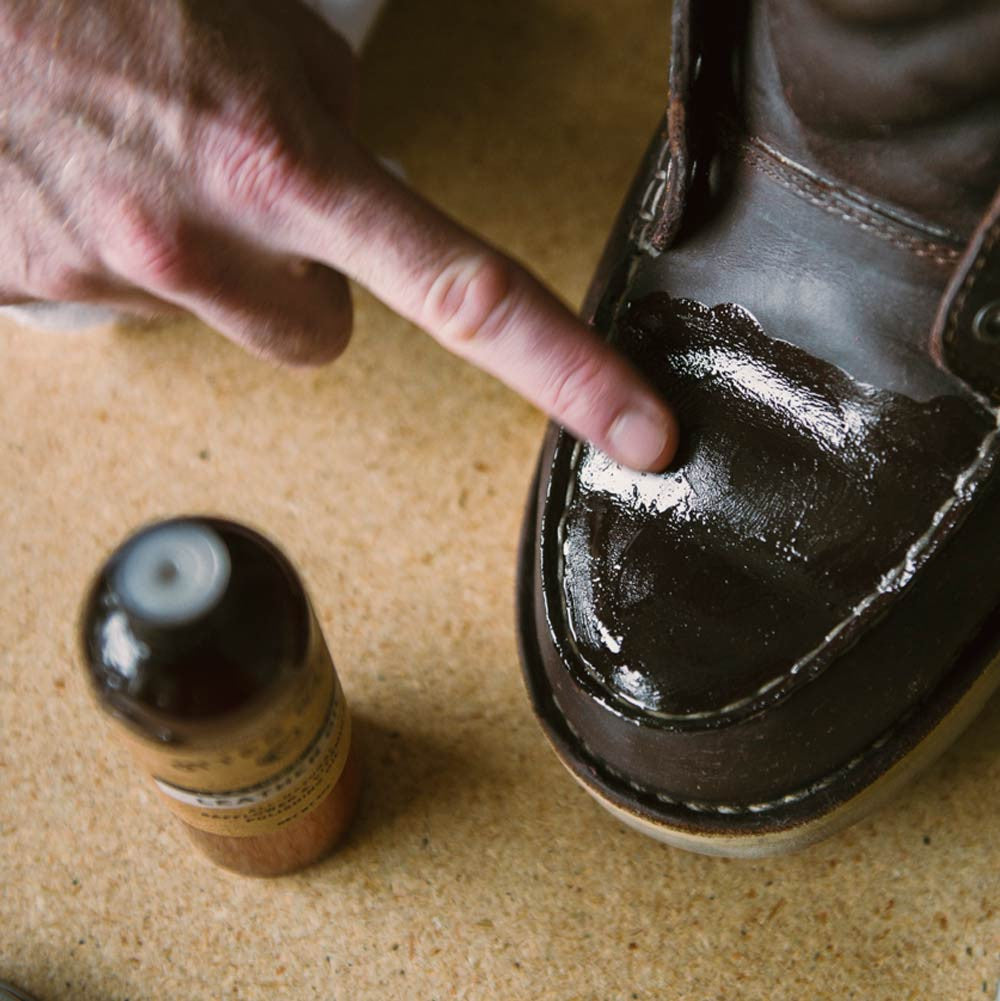 How To Apply Otter Wax All Natural Leather Conditioning And Polishing Oil For Furniture Jackets Boots Car Interiors And More
