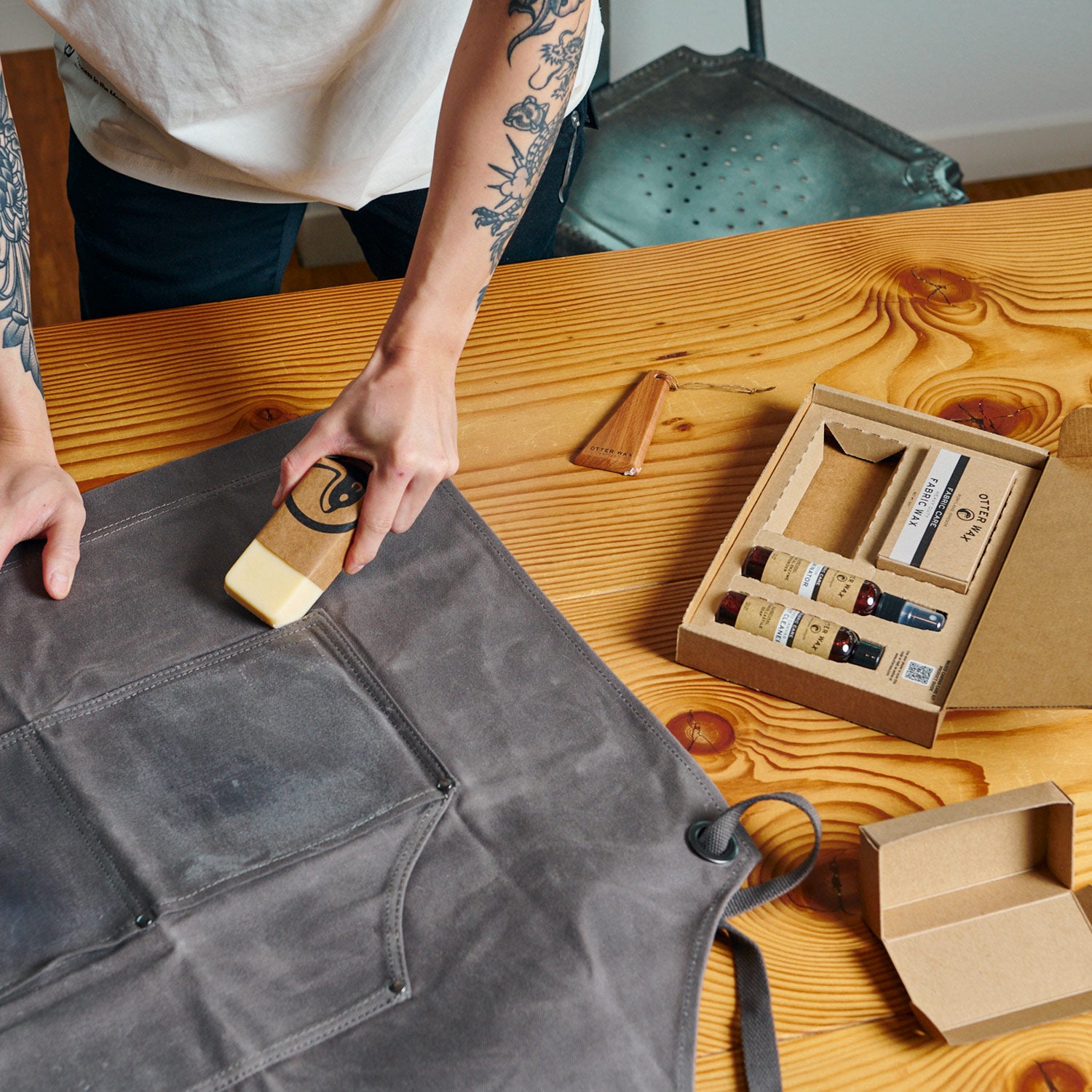 Otter Wax Waxed Canvas Care Kit Best Natural Waterproof Wax To Protect Tincloth Oilcloth And Waxed Canvas Fabrics Handmade In Portland Oregon